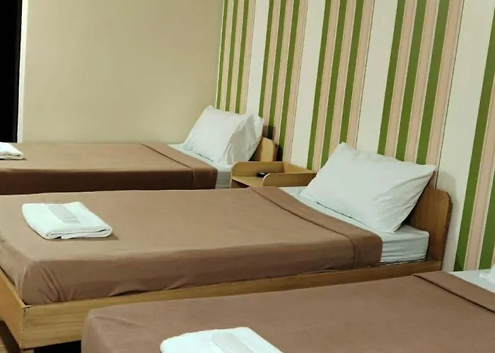 One Ventures Place - Budget And Dorm In *