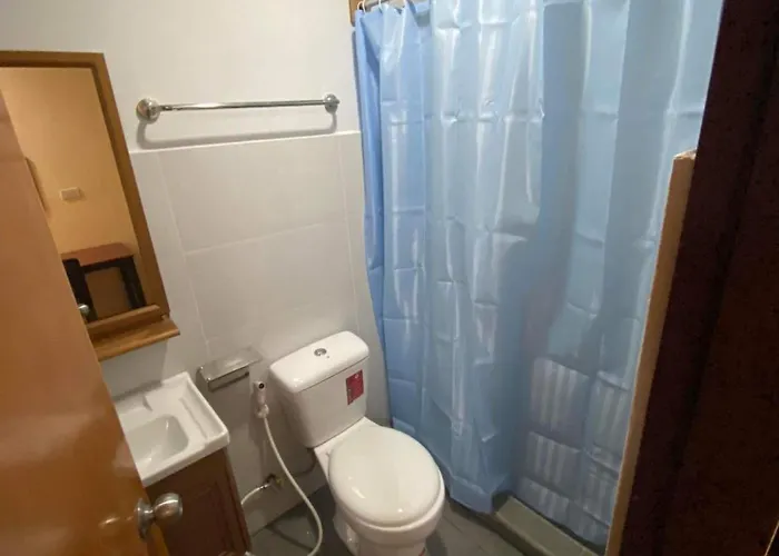 Hotel One Ventures Place - Budget And Dorm In Manila